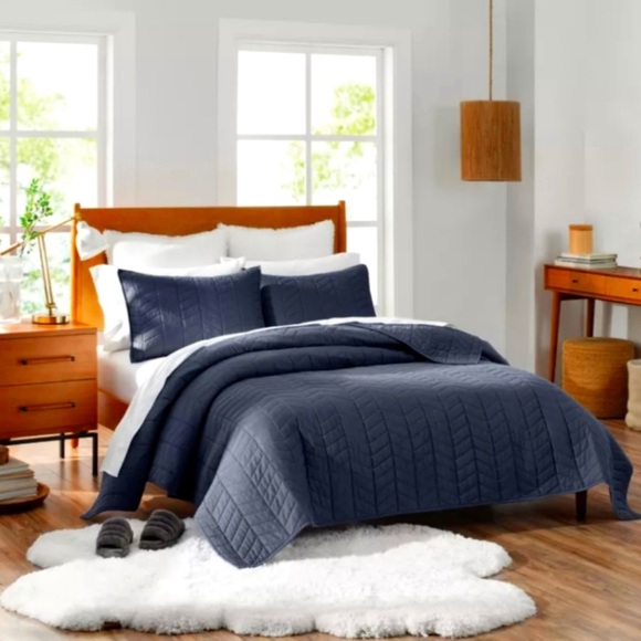 UGG Bedding Ugg Twin Comforter Set Poshmark